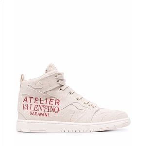 Valentino Garavani
Atelier Shoes 07 camouflage-edition sneakers